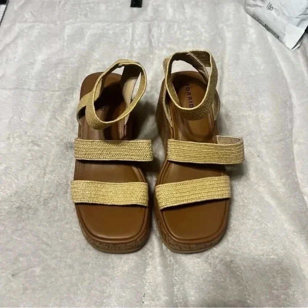 torrid eva lectronic